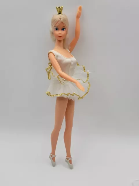 Vtg Mattel 1975 Ballerina Barbie Doll Platinum Blonde Hair Tutu Shoes 55 00 Picclick