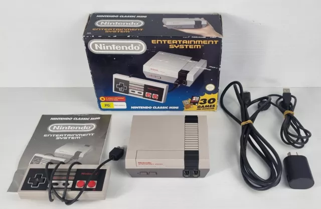 Nintendo Classic Mini - Super Nintendo Entertainment System SNES Console