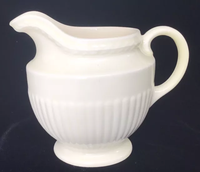 Vintage Ivory Wedgwood of Etruria Barlaston England Edme Creamer 4”H(20)