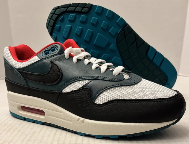 NIKE x LEBRON x LIVERPOOL F.C. Air Max 1 PRM FB8914-100 (MEN’S 10) *NO LID* NIKE x LEBRON x LIVERPOOL F.C. Air Max 1 PRM FB8914-100 (MEN’S 10) *NO LID*