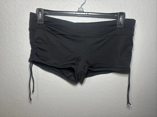 Beach House Black Swim Bottom Women’s Size 16 excellent condition Bathing Suit
