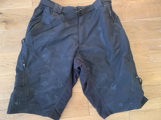 Mens Black Camo Endura Hummvee Cycling Short II  Size L VGC