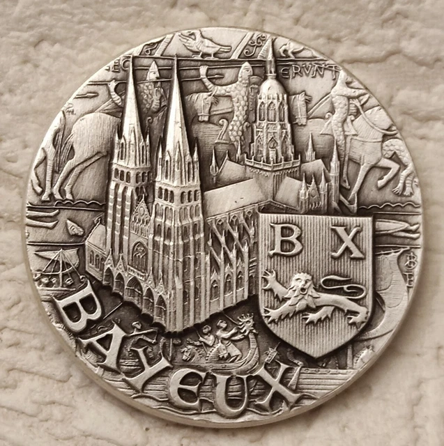 Médaille 6 Juin 1944 Bronze J. Balme - 210g, Diamètre 7cm, Très Bon état Occasion