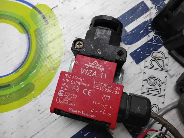 Kronenberg Wza-11-230V 6A Ip67 Safety Switch