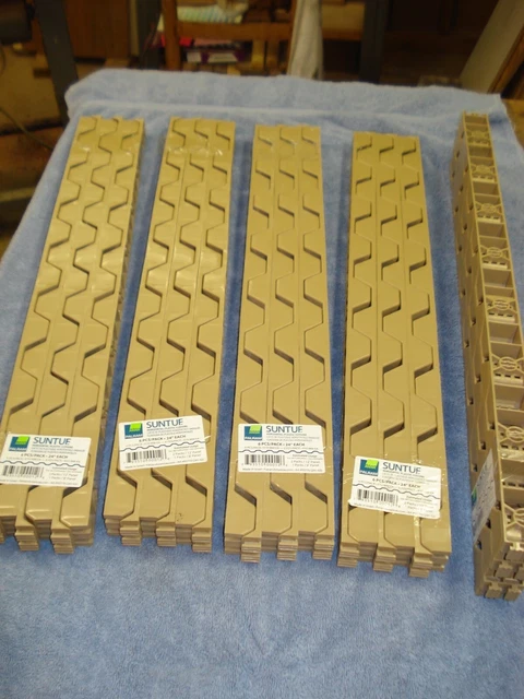 Suntuf 24 in. Closure Strips for Horizontal Corrugated Roofing Panels (30-PACK)