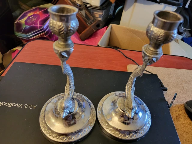 Fish candle holders X2, silver plated, checdk pictures & description.....