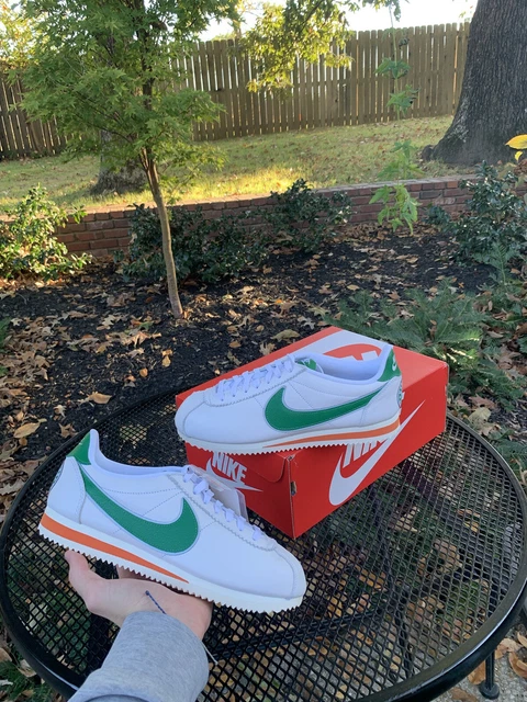 NIKE CLASSIC CORTEZ Stranger Things Hawkins High School Mens Size
