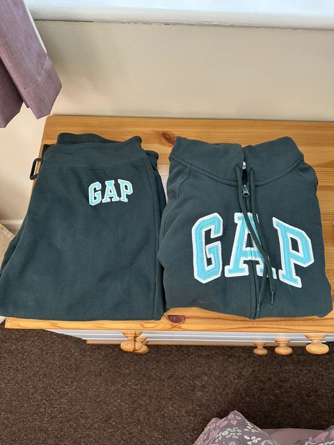 Gap hotsell ladies tracksuits
