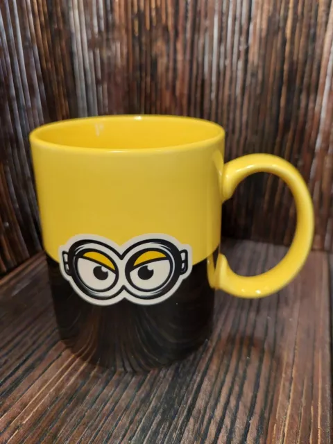 Minions Mug BELLO Despicable Me  Coffee Tea Drinks Cup Banana UCS LCC
