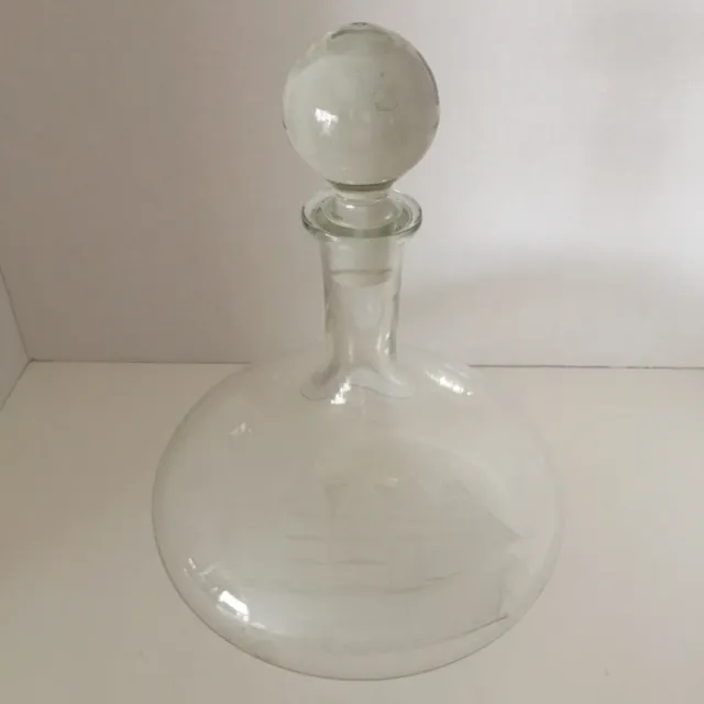 Vintage wide base Cutty Sark Glass Whiskey Decanter ~ Etched Ship with Stopper