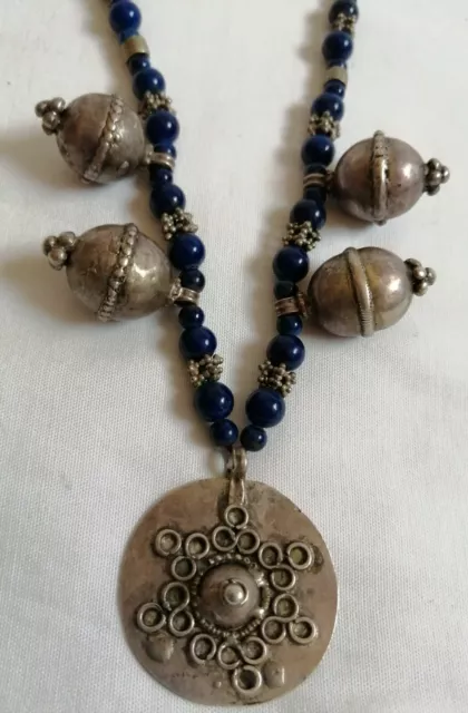 Vintage Middle Eastern Yemeni Jewelry Necklace Silver Blue Agate Stone Beads