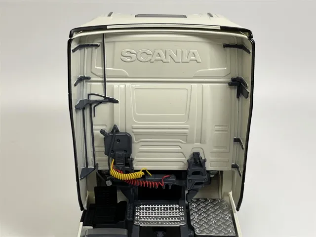 Scania 580S Highline 2021 Blanc 1:24 Echelle Solido 2400301 5