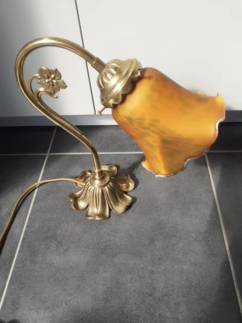 Lampe D’examen Sur Colonne De Cygne GRAFCO – Modèle 1698CM – Base Mobile, 3 Fils – Neuf En Boîte