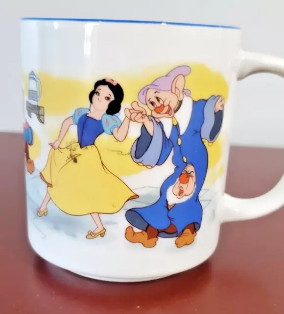 Vintage Disneyland Walt Disney World Snow White & The Seven Dwarfs Mug