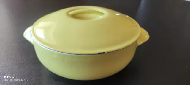 LE CREUSET marmite / cocotte fonte modèle RARE   "LN20" jaune