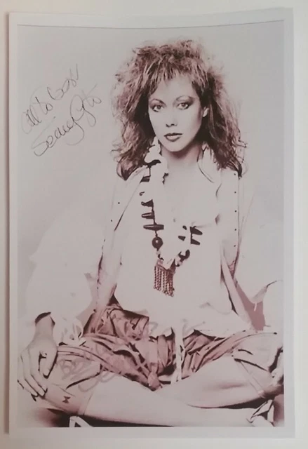 PRINT - 007 James Bond Companion Jenny Agutter 6"X4" Autograph Reprint Photo