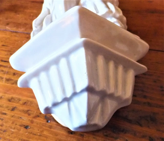 RARE SOMAG Art Nouveau High-Relief Corner Tile, Circa 1910 12