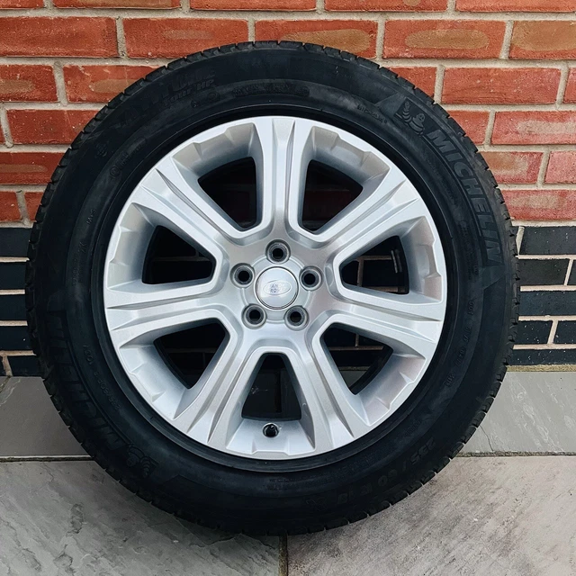 RANGE ROVER EVOQUE 18 Inch Alloy Wheel And Tyre - Excellent Condition £ ...