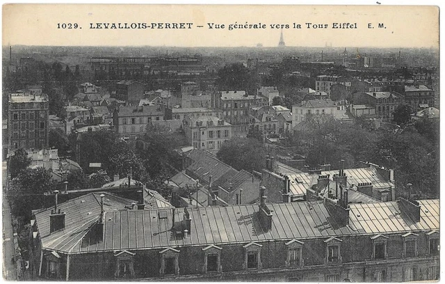 LEVALLOIS-PERRET 92 View towards the Eiffel Tower CPA written to Mrs. Clementine ~1920