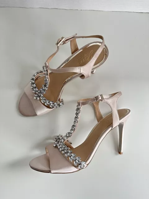 Jewel Badgley Mischka Champagne Satin t strap jeweled Sandals Size 8.5