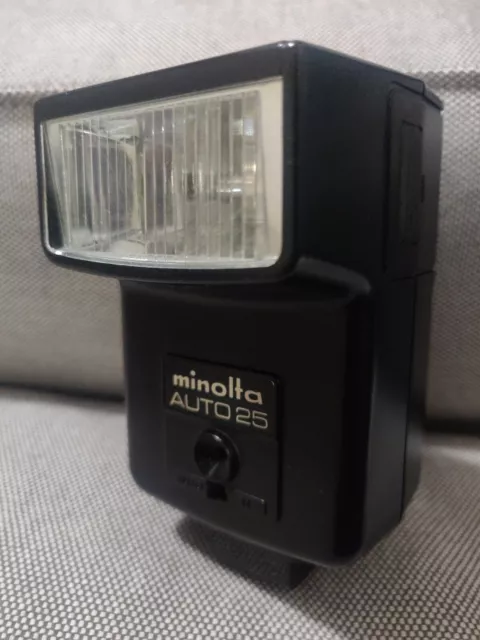 Minolta Auto 25 Shoe Mount Flash for  Minolta Camera
