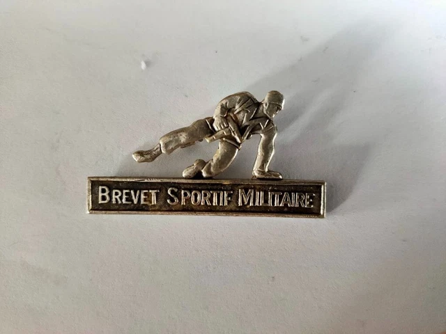 insigne metal brevet parachutiste militaire avec barette coulisse