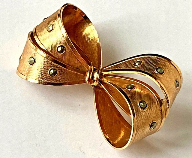 Broche Ancienne Vintage Plaquée Or - Motif Oria/Obia - Belle Pièce De Collection