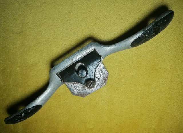 Rare Vintage Cast Aluminium Spokeshave Lightweight Unbranded Joiner Tool