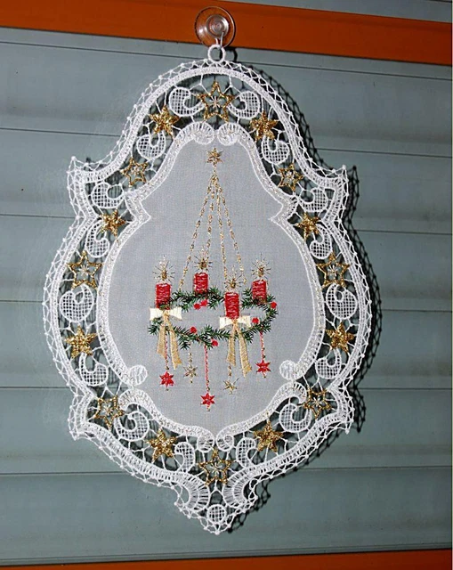 Fensterbild Weihnachten Plauener Spitze Adventskranz Weihnachtsdeko Fensterdeko