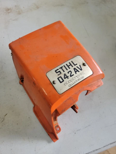 STIHL OEM 042 AV Chainsaw Top Cover used chainsaw shroud 1117 084