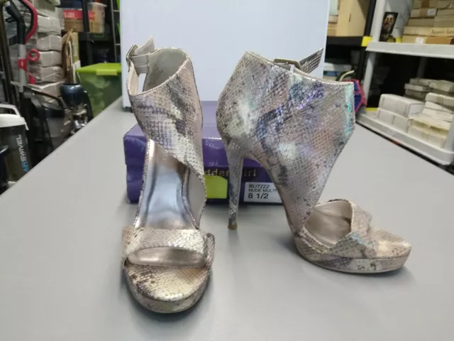 Madden Girl Blitzzz Women's Heels Nude Multi Snakeskin Size 8.5M VG+