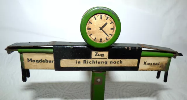 Eisenbahn Fahrtrichtungsanzeiger Bahnhof Uhr 1930 Blech München Magdeburg 21412 2