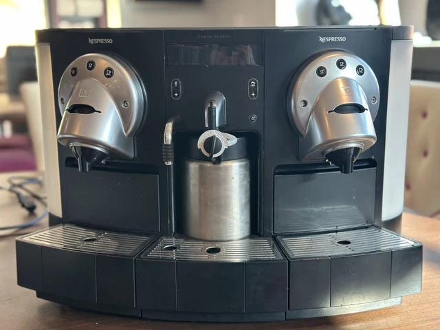 Kaffemaschine NESPRESSO Gemini CS200 Pro (Gebraucht) in für CHF 391