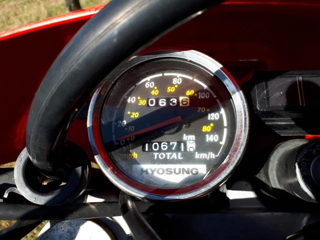 Moto HYOSUNG 125 XRX 3