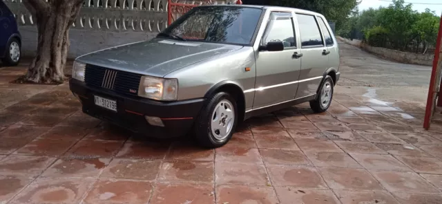 Fiat Uno Turbo Diesel 1989 Asi Completamente Restaurata