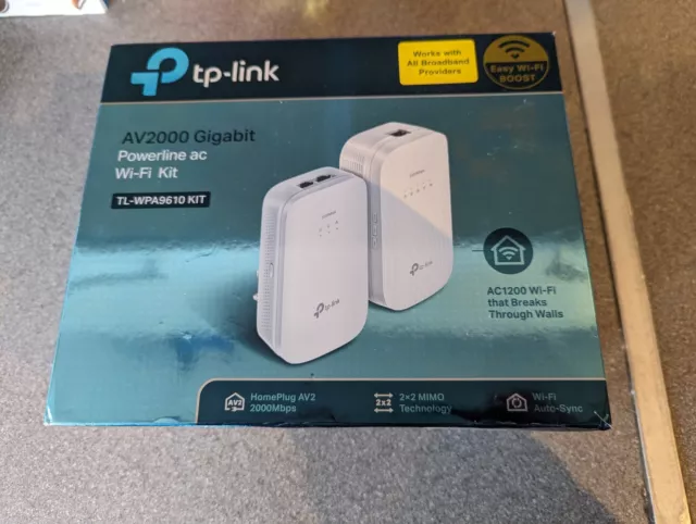 Extender TP-LINK TL-WPA9610 KIT white pre owned and with its original box