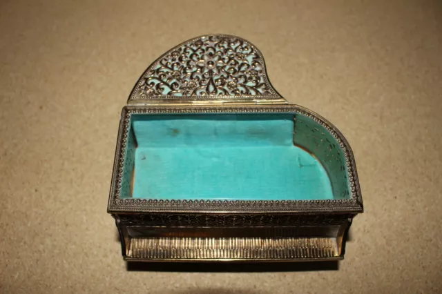 Vtg Gold Ormolu Filigree &Glass Grand Piano Music Jewelry/Trinket Box-Moon River