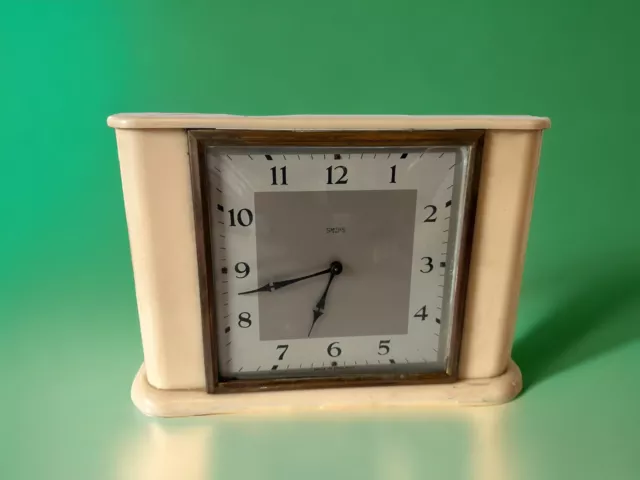 Art Deco C1930’s Smiths Bakelite Mantle Clock