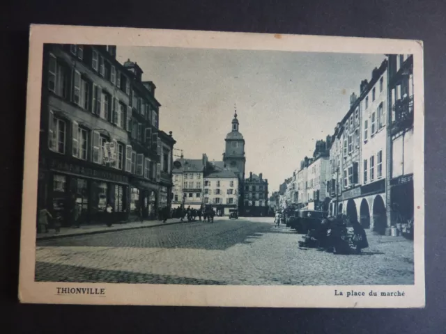 THIONVILLE Diedenhofen Moselle CPA 57 la place du marché pharmacie