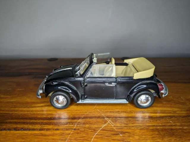 VW Beetle Cabriolet Die-cast Model - Polistil 1:25 Scale S.220 Black Tonka Italy