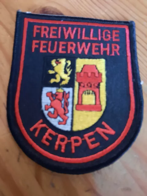 Feuerwehr Ärmelabzeichen Freiwillige Feuerwehr Kerpen rot