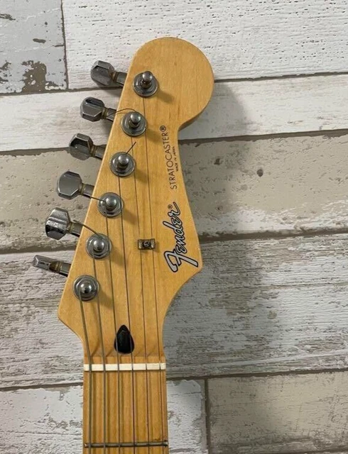 Fender Japon Stratocaster 8