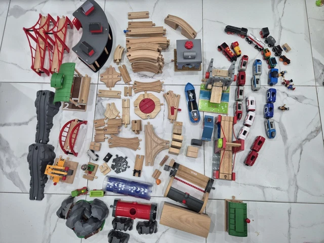 HUGE BRIO AND More Train Set - Track, Buildings, Trains & Accessories ...