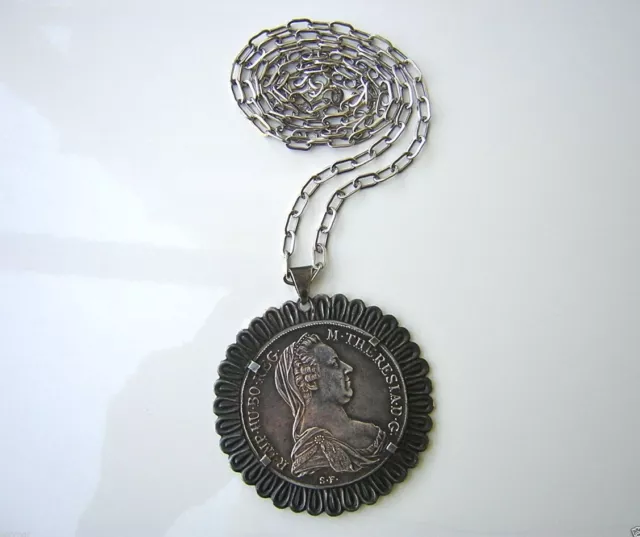 Maria Theresia Münze Anhänger Taler Echt Silber mit 69 cm Kette 835 Silber 48,7g