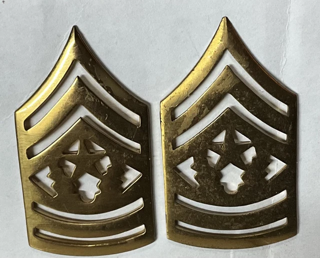 PAIR OF US Army Command Sergeant Major Rank Metal Pin Gold Badge 9.99