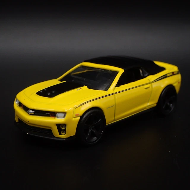 6th GEN 2005-13 CHEVY C6 CORVETTE Z06 COUPE 1/64 SCALE DIECAST DIORAMA MODEL A