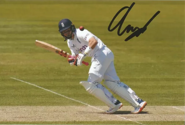ENGLAND CRICKET: OLLIE POPE SIGNED 6x4 TEST ACTION PHOTO+COA **THE ASHES**