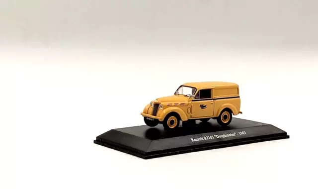 Renault 2101 Dauphinoise La Poste 1963 1/43 Universal Hobbies Uh