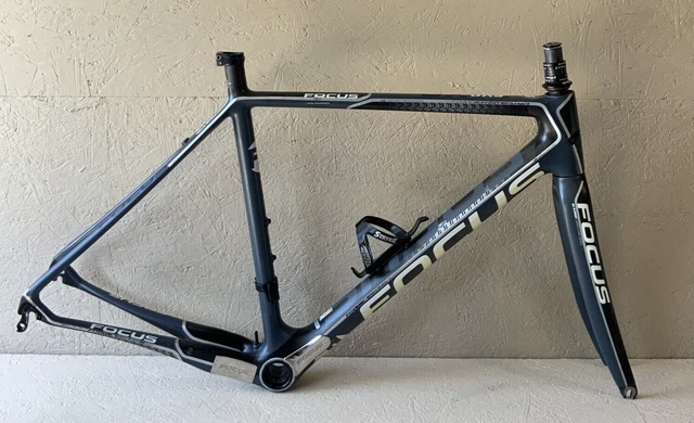 focus carbon frame