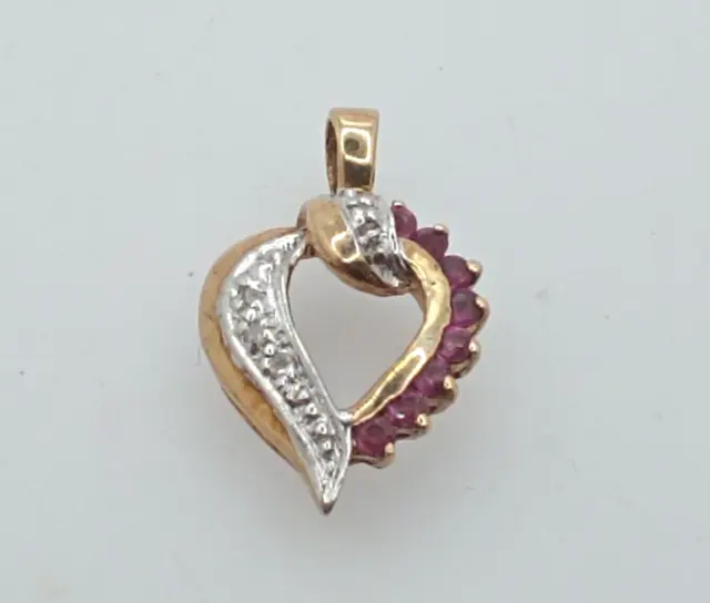 9ct Gold Heart Shaped Pendant Pink Ruby and Diamond Cluster - 9ct Yellow Gold